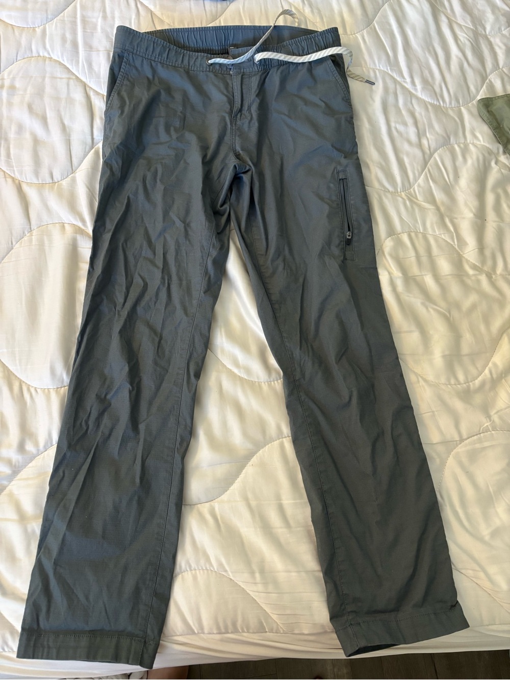 Vuori Straight Leg Hiking/Travel Pants
